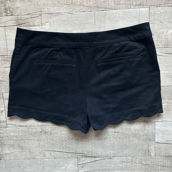 LOFT The Riviera Short Black Scalloped Chino Preppy Summer Retro Shorts Size 18 - Picture 12 of 13